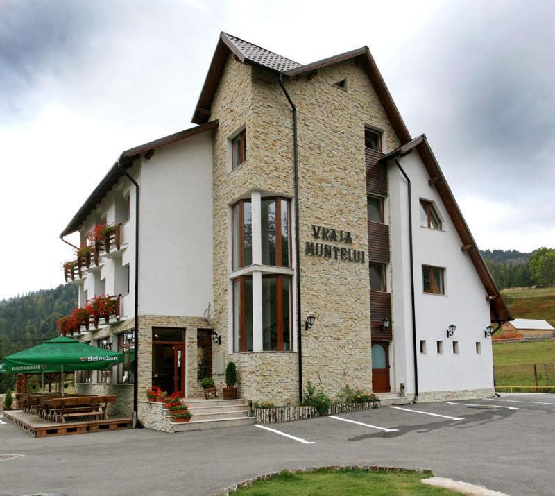Pensiunea Vraja Muntelui Arieşeni Exterior foto
